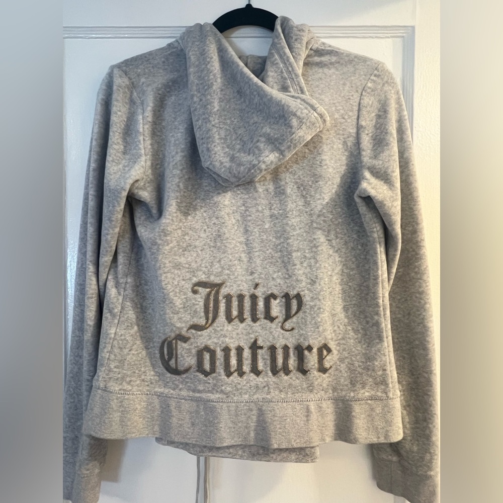 Original Juicy Couture Gray Velour Hoodie and Sweatpants Set
Top M
Pants XS